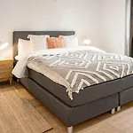 Go- Golden Banus By Roomservices